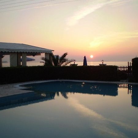Filorian Hotel Apartments Acharavi  Luaran gambar