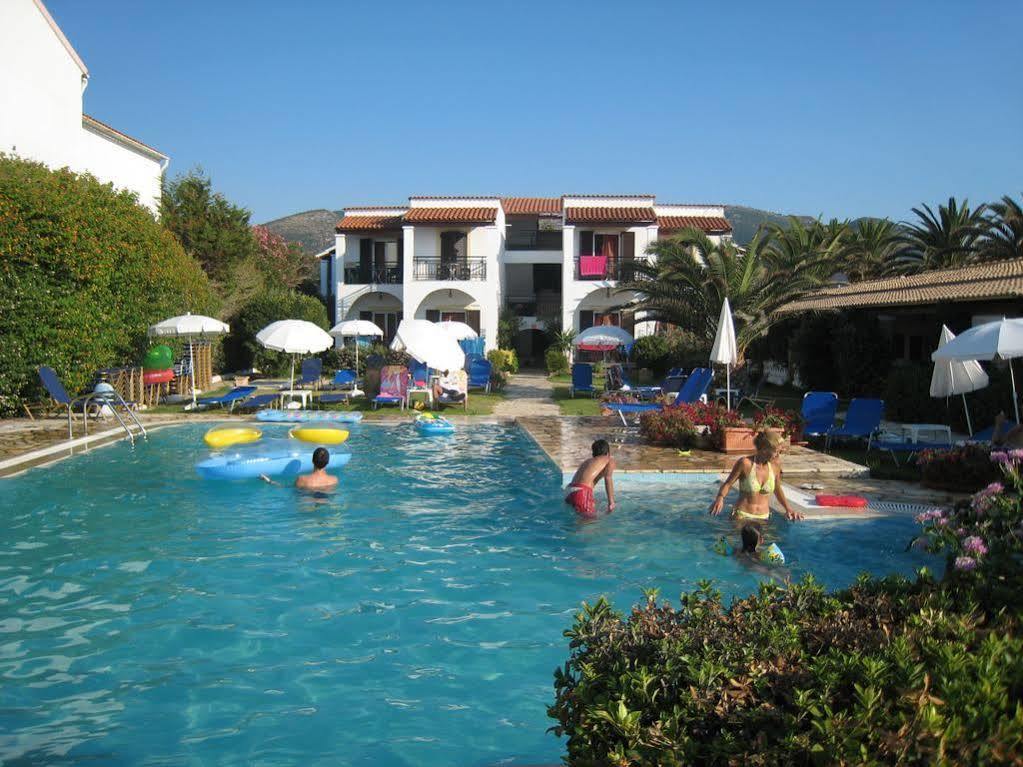 Filorian Hotel Apartments Acharavi  Luaran gambar